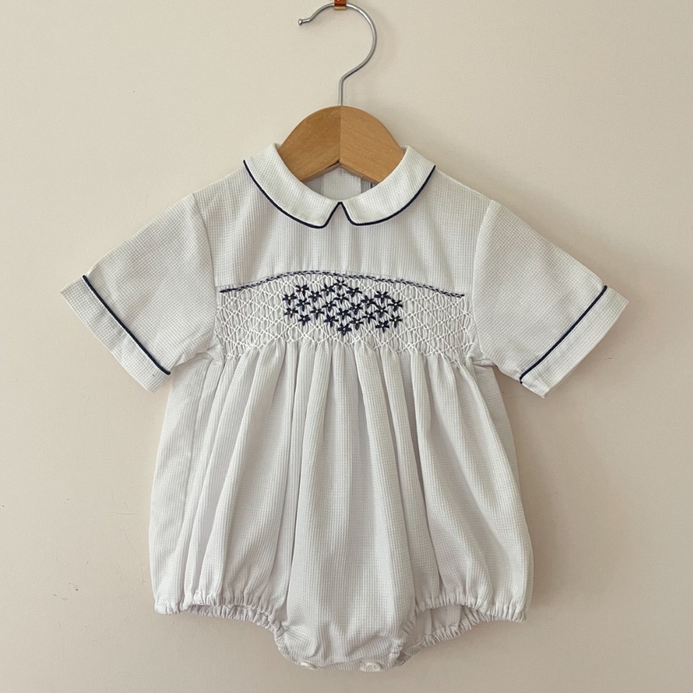 EUC Hand Smocked Heirloom Pique Peter Pan Collar Special Occassion Bubble